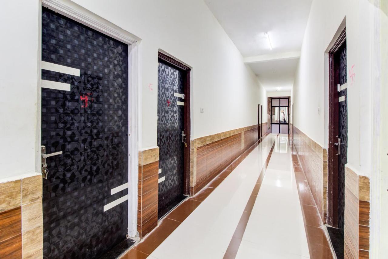 Oyo 48915 Chaitanya Green Park Hotel Vani Zewnętrze zdjęcie